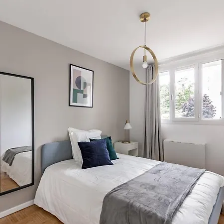 Apartman Empire 51 *