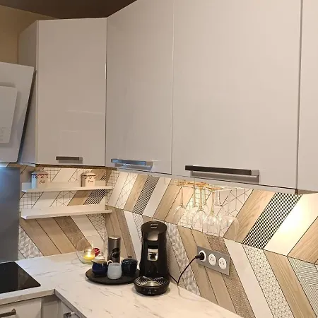 Empire 51 Apartman